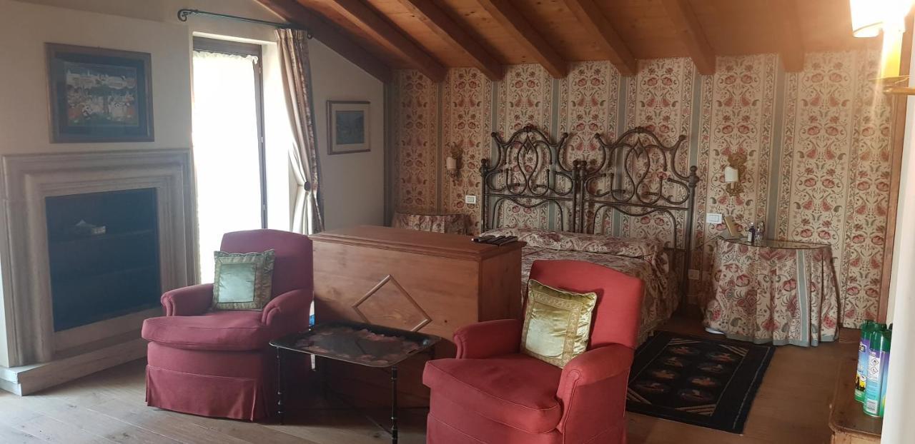 Casale La Meridiana 폰티술민치오 외부 사진