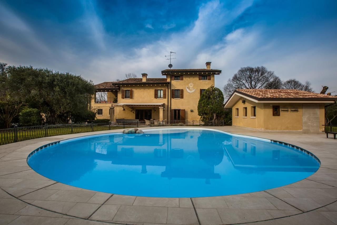 Casale La Meridiana 폰티술민치오 외부 사진